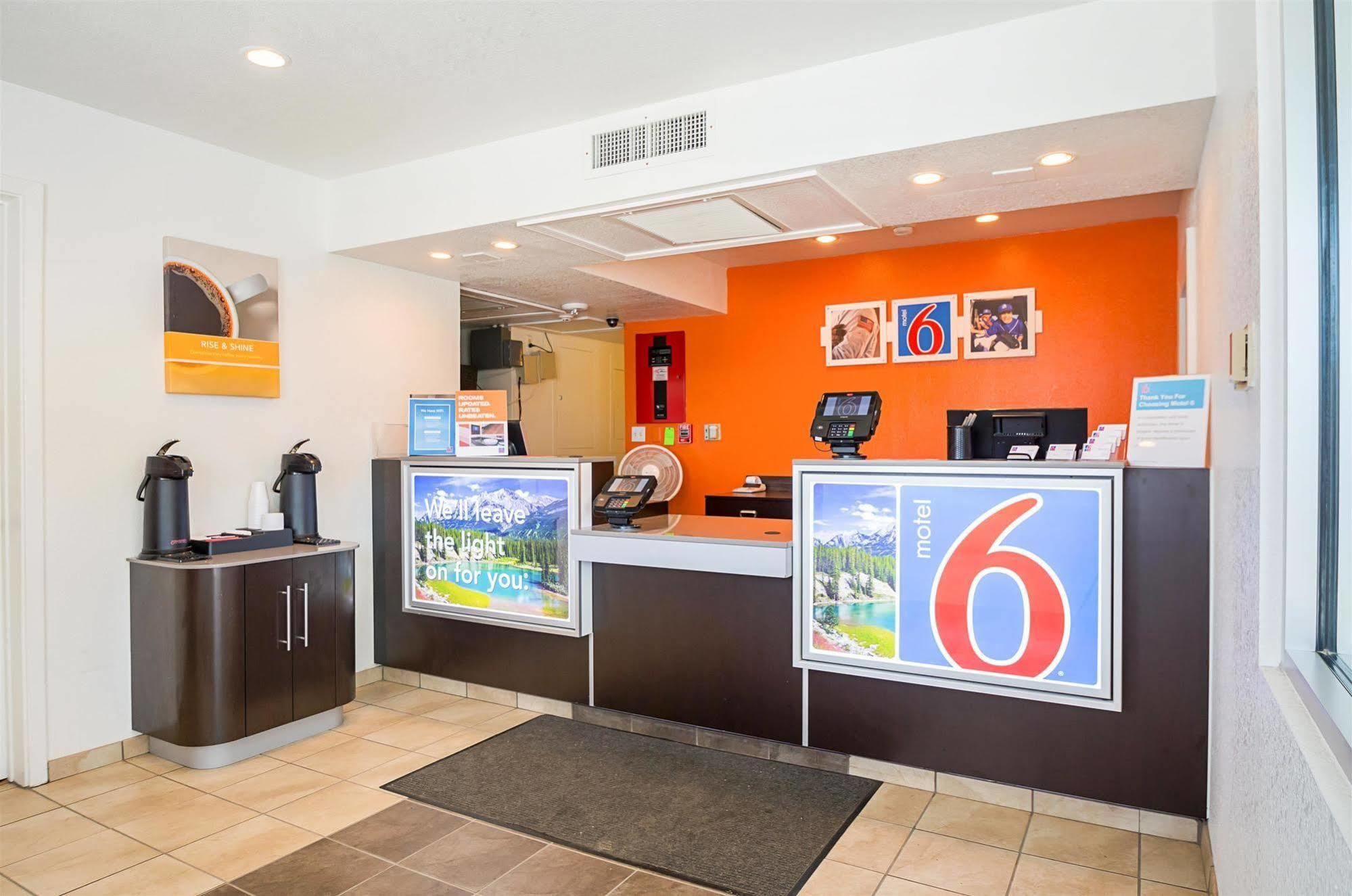 Motel 6-Pueblo, Co - I-25 Extérieur photo